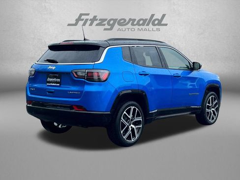 Used 2025 Jeep Compass Limited w/ Elite Group AWD/4WD image 8