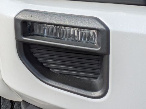Used 2021 Ford F450 Limited w/ FX4 Off-Road Package AWD/4WD image 11