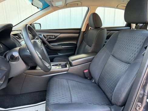 Used 2018 Nissan Altima 2.5 S w/ S Convenience Package FWD image 12