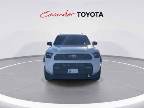 Certified 2025 Toyota 4Runner SR5 image 3