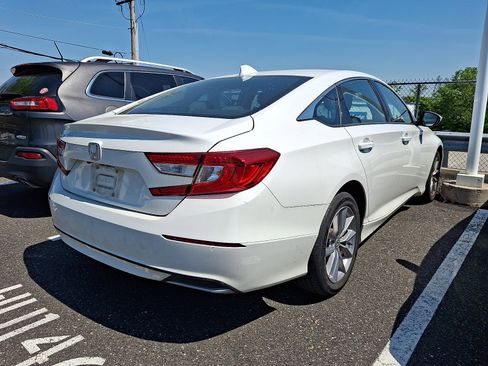 Used 2021 Honda Accord LX image 4