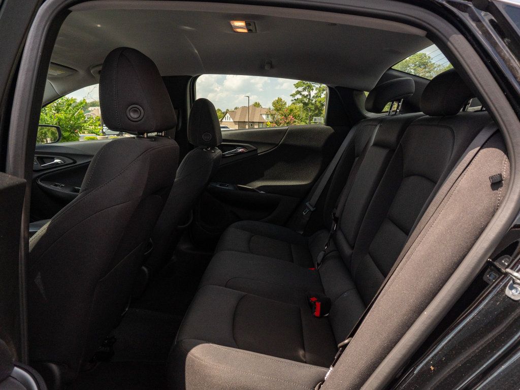 Used 2025 Chevrolet Malibu LT FWD image 15