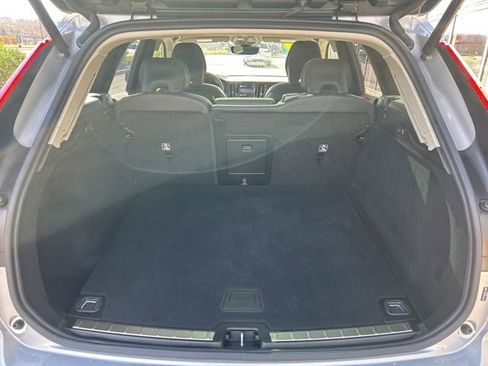 Certified 2025 Volvo XC60 B5 Plus image 11
