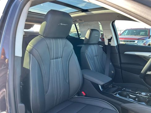 New 2026 Buick Envision Avenir AWD/4WD image 39