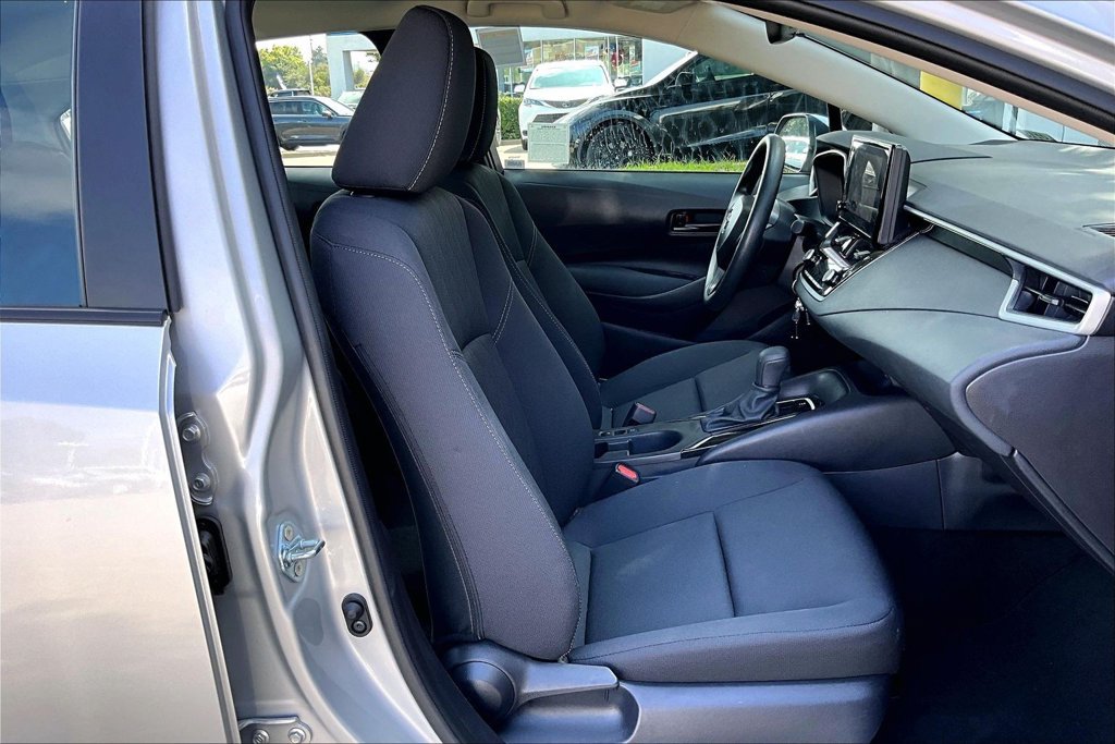 Certified 2026 Toyota Corolla LE w/ Carpet Mat Package (TMS) FWD image 29