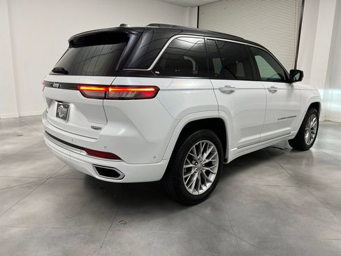 Used 2025 Jeep Grand Cherokee Summit image 7