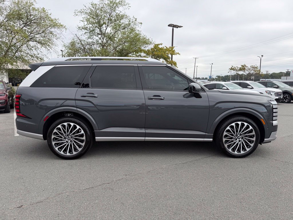 Used 2026 Hyundai Palisade Calligraphy FWD image 8