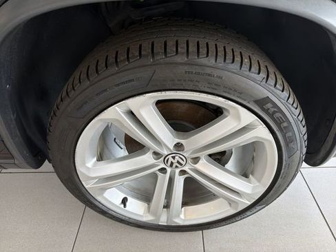 Used 2015 Volkswagen Tiguan R-Line image 14