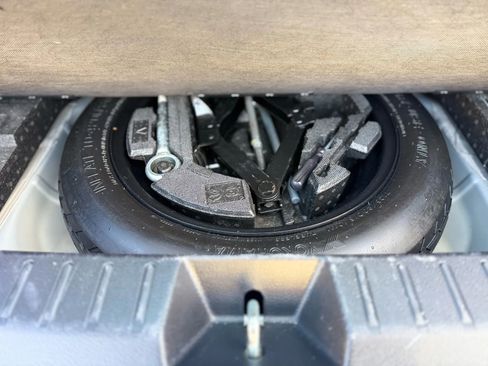 Used 2016 Subaru Impreza 2.0i image 11