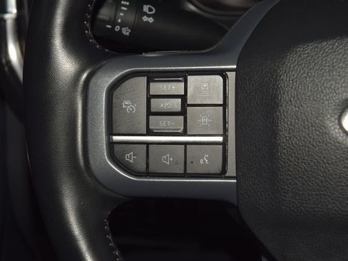 Used 2023 Ford F250 Lariat w/ Lariat Ultimate Package AWD/4WD image 41