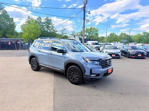 Used 2023 Honda Passport TrailSport image 8