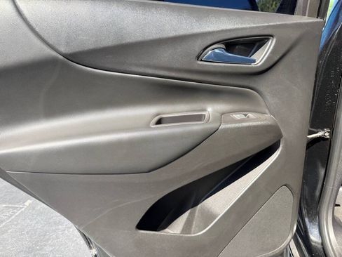 Used 2019 Chevrolet Equinox LT FWD image 24