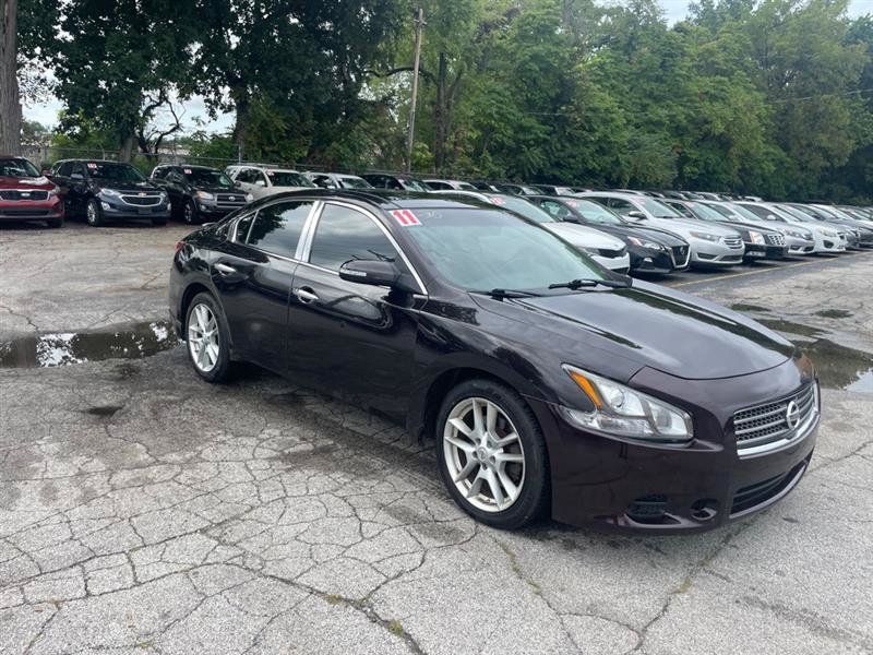 Used 2011 Nissan Maxima 3.5 SV w/ Premium Pkg FWD image 3