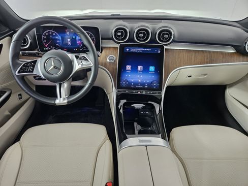Used 2025 Mercedes-Benz C 300 Sedan image 36