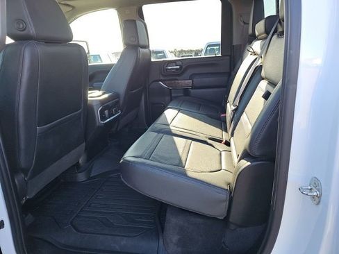 Used 2022 GMC Sierra 3500 Denali w/ Denali Ultimate Package image 9