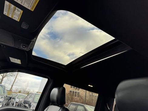 Used 2019 Ford F150 Lariat w/ Equipment Group 502A Luxury image 17