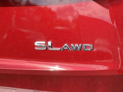 Used 2023 Nissan Rogue SL w/ SL Premium Package image 12