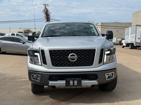 Used 2019 Nissan Titan PRO-4X w/ Pro-4x Utility Package AWD/4WD image 2