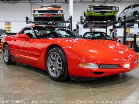 Used 2003 Chevrolet Corvette Z06 w/ Memory Package, 3 Drivers RWD image 10