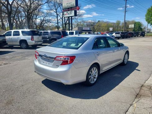 Used 2012 Toyota Camry XLE w/ Leather Pkg image 5
