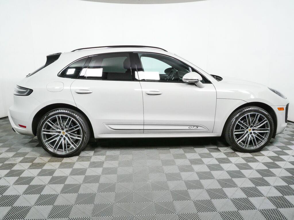 Certified 2026 Porsche Macan GTS AWD/4WD image 30