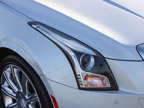 Used 2017 Cadillac ATS Luxury RWD image 4