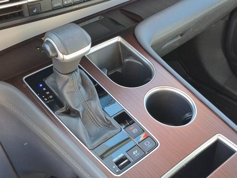 Used 2022 Toyota Sienna XLE image 12