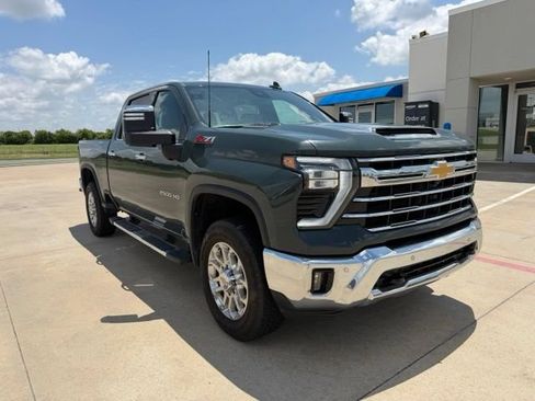 Used 2025 Chevrolet Silverado 2500 LTZ w/ LTZ Convenience Package AWD/4WD image 1