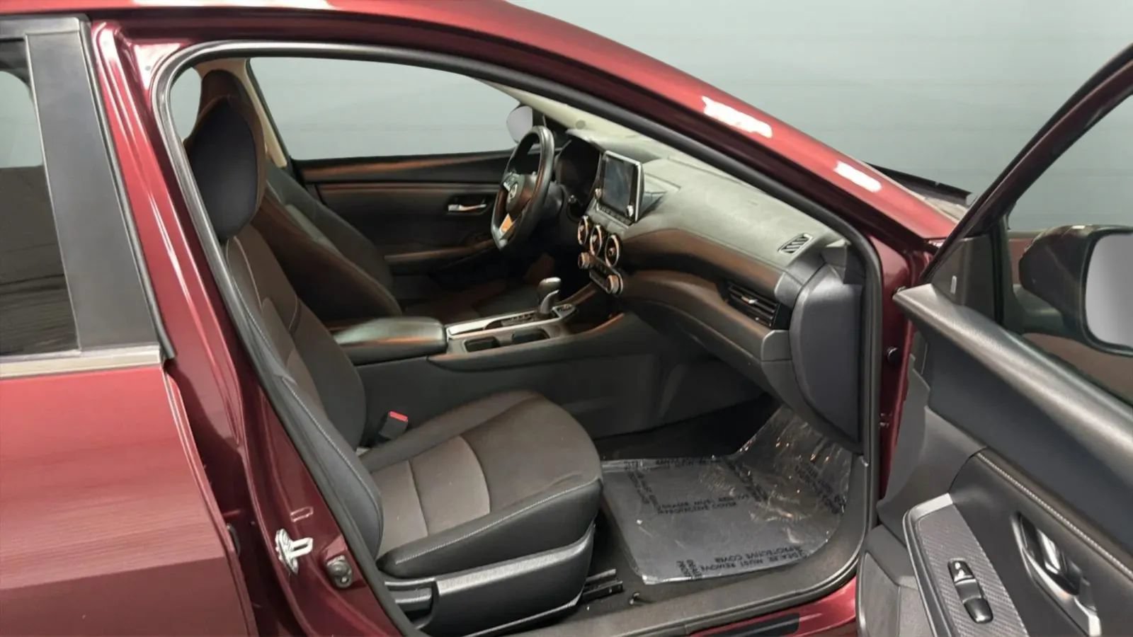 Used 2024 Nissan Sentra SV FWD image 22