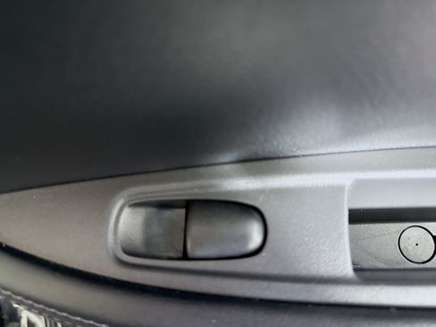 Used 2021 Nissan Rogue Sport S FWD image 30