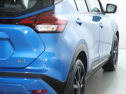 Certified 2023 Nissan Kicks SR w/ SR Premium Package FWD image 46