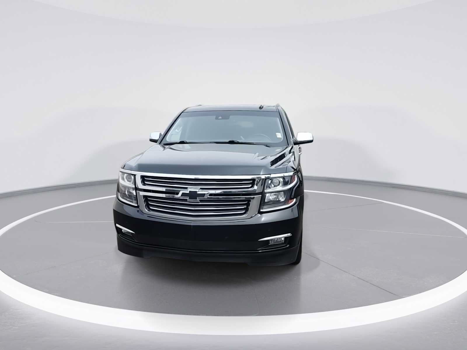 Used 2017 Chevrolet Tahoe Premier AWD/4WD image 3