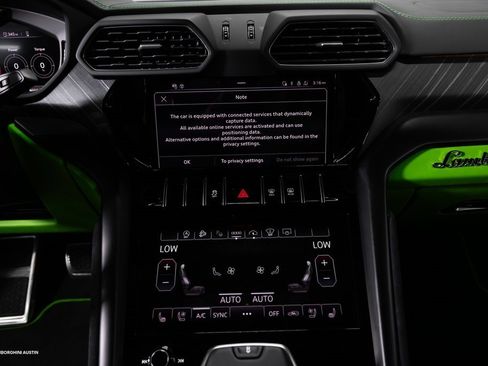 Used 2024 Lamborghini Urus S image 30