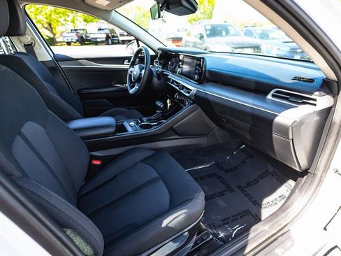 Used 2021 Kia K5 LXS image 26