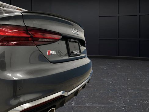 Used 2022 Audi S5 Premium Plus w/ Premium Plus Package image 35