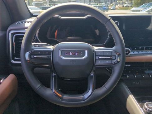 New 2026 GMC Canyon AT4 w/ AT4 Premium Package AWD/4WD image 11