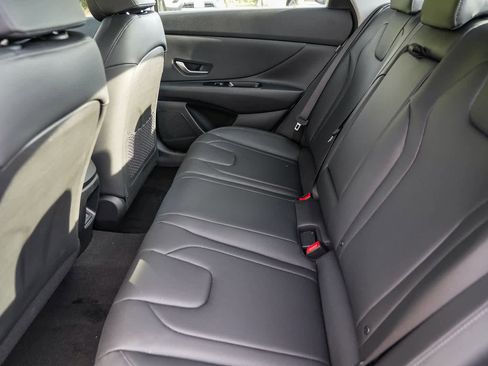 New 2026 Hyundai Elantra Limited FWD image 19