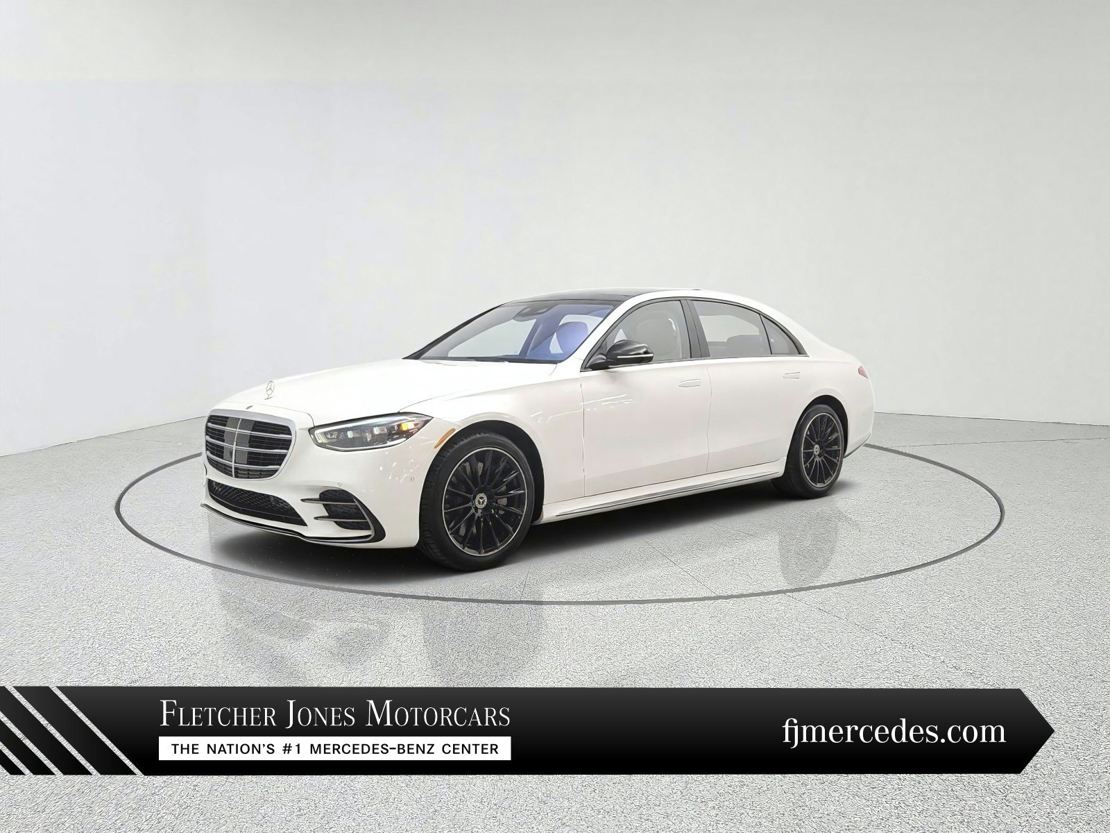 Used 2023 Mercedes-Benz S 500 4MATIC image 1