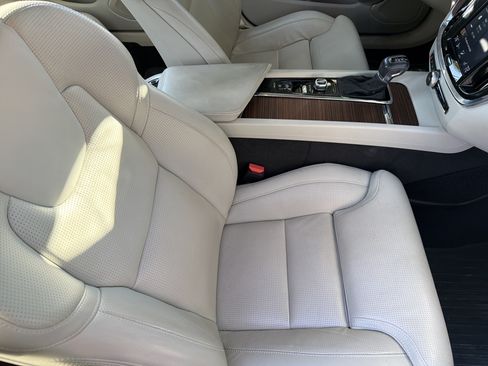 Used 2020 Volvo S60 T5 Inscription w/ Protection Package FWD image 39