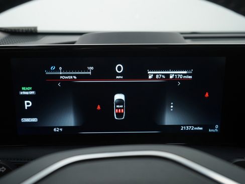 Used 2024 Nissan Ariya EVOLVE+ e-4ORCE image 31