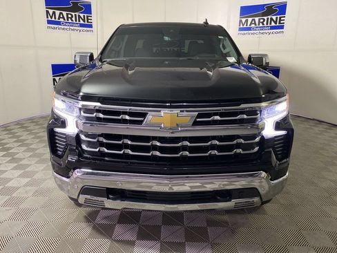 Used 2025 Chevrolet Silverado 1500 LTZ w/ Technology Package AWD/4WD image 15
