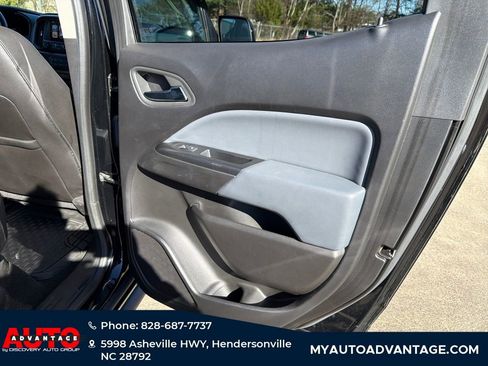 Used 2018 Chevrolet Colorado Z71 image 33