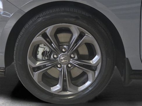 Used 2024 Honda Accord EX-L image 11