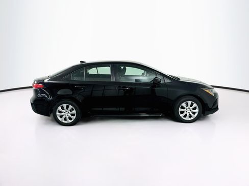 Used 2025 Toyota Corolla LE FWD image 10