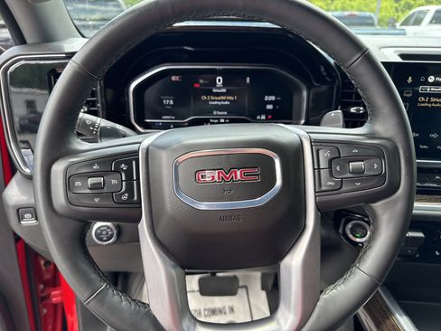 Used 2025 GMC Sierra 1500 Elevation AWD/4WD image 14