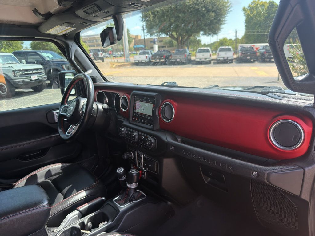 Used 2021 Jeep Wrangler Unlimited Rubicon AWD/4WD image 12