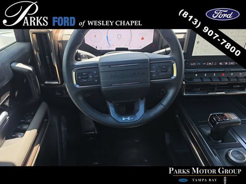 Used 2024 GMC Hummer EV 3X w/ Extreme Off-Road Package AWD/4WD image 11