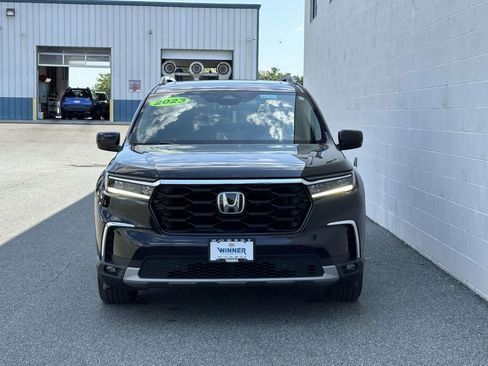 Used 2023 Honda Pilot Touring image 8