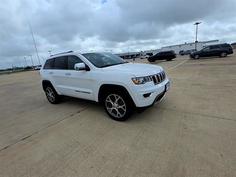Used 2019 Jeep Grand Cherokee Limited image 5