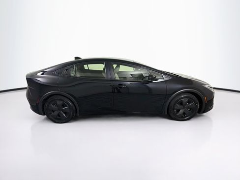 Used 2026 Toyota Prius LE FWD image 10